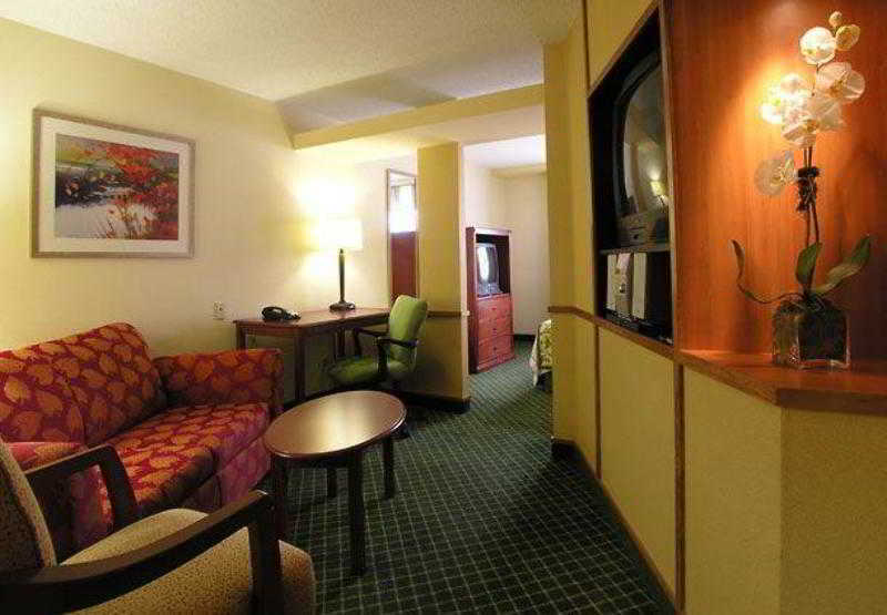 Fairfield Inn & Suites By Marriott Γουίλιαμσμπεργκ Εξωτερικό φωτογραφία